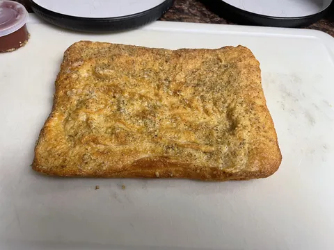 My Breadsticks from the Hut are uncut.