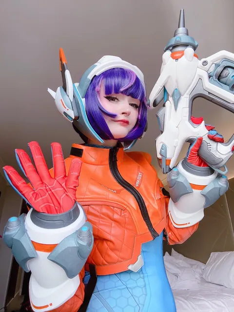 Hello!! I cosplayed Juno last weekend ! I hope you like it! :D