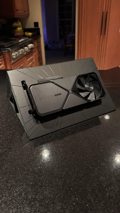 I just found this hidden away on the top shelf at my retail job. 