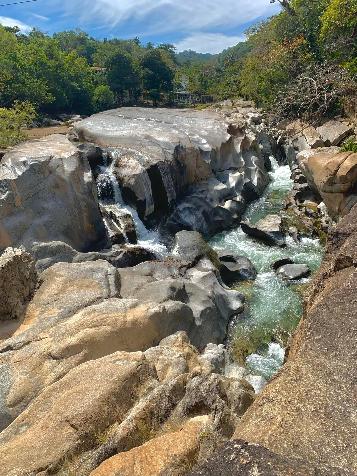 What’s your “i could have died moment” in traveling? My 3-day quick trip to puerto vallarta