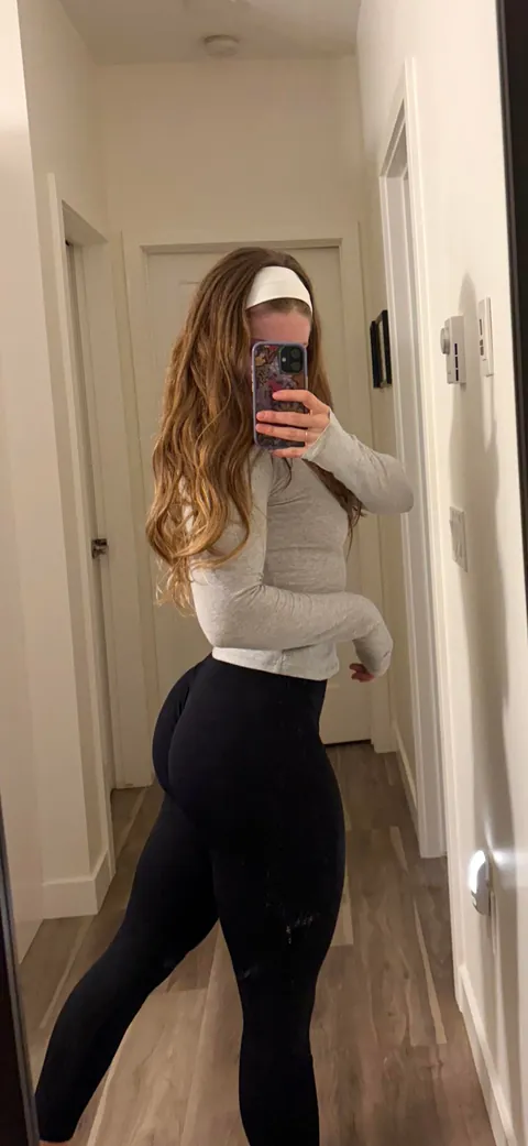 Swipe and let me know if [F]or the new year I should spend more time with my clothes on or off…🤔