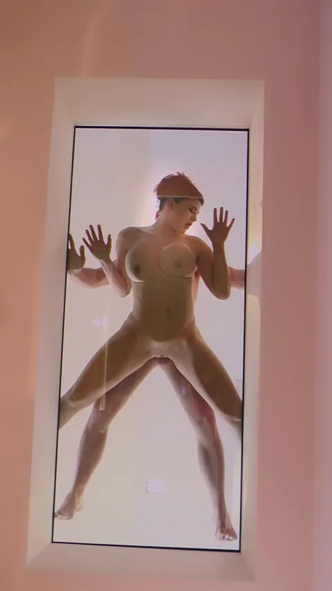 [/r/DreamedTheSameDream] Glass ceiling