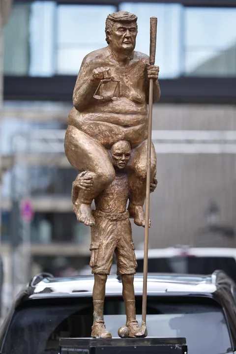 The Orange Plague, Jens Galschiot, sculpture, 2026