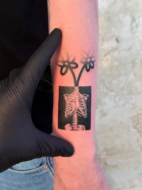 My smallest work so far. All done in single needle. Took me about 3hours. Done in Germany