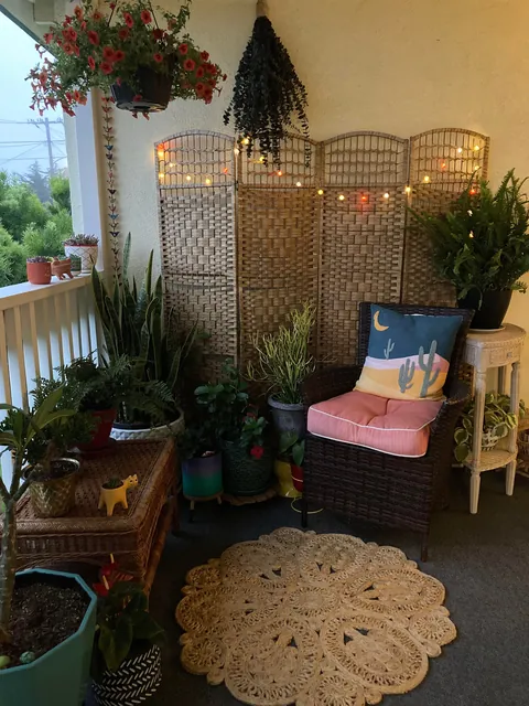 Early morning in SoCal. My favorite place as soon as I wake up!