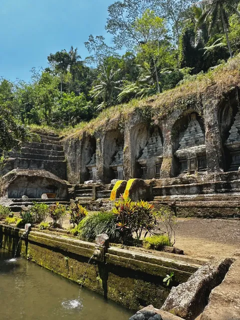 Bali 3-week trip. Highlights of waterfalls, rice fields, insane coast lines