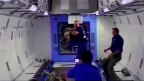 Astronaut Chris Hadfield: 'It's Possible To Get Stuck Floating In The Space Station If You Can't Reach A Wall'