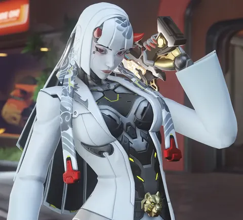 This is probably her menu pose... looks good 🤤