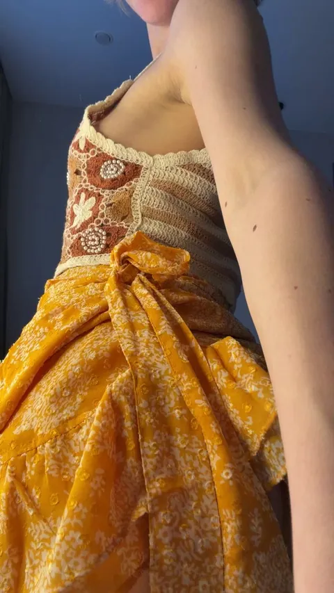 I'm wondering if I should grow my hair down to my shoulders, or maybe I shouldn't?