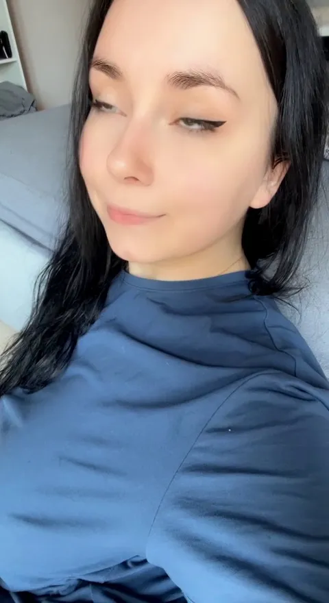 Is it convincing enough to eat my asshole?