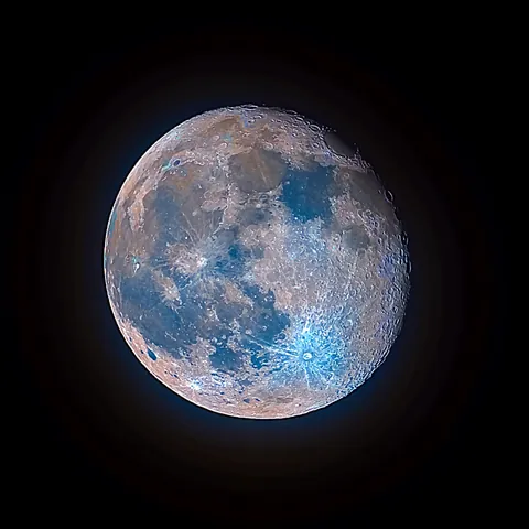 Wanning gibbous from 9th September