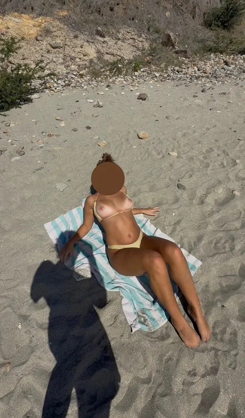 How do you rate my wife? Which pic is your fav?
