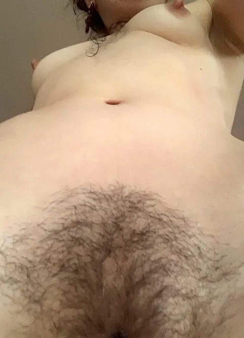 Sorry I’m late, I was growing out my bush 😮‍💨😏