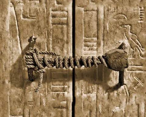 The Unbroken Seal on King Tutankhamun's Tomb in 1922