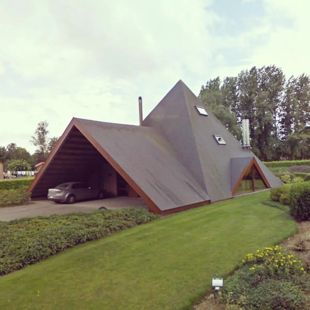 People in Flanders, Belgium, have a strange obsession with pyramid shaped houses