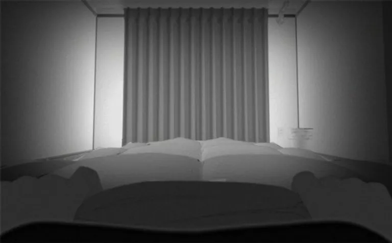 There's a ghost under your blanket (kusujinn)