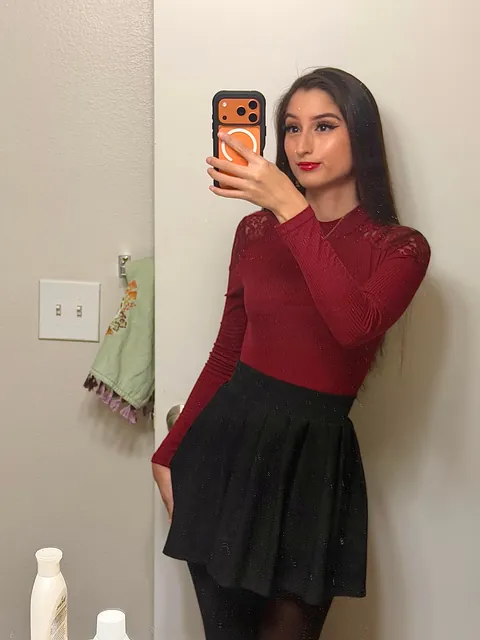 Holiday party is dresscode Christmas Chic.. did I do okay?