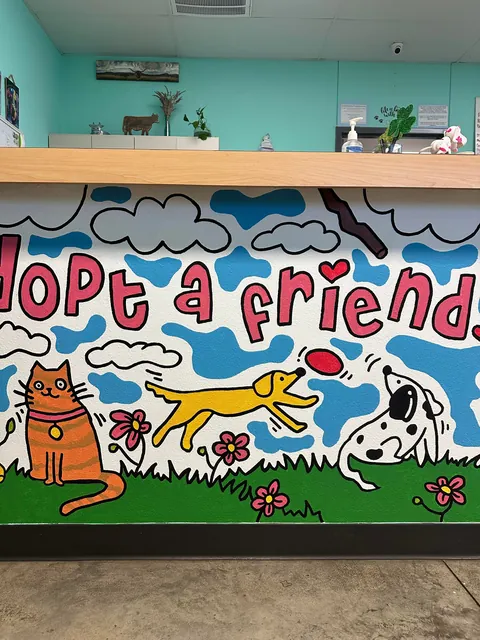 mural i did at an animal shelter in my hometown
