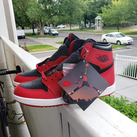 Fresh Js to celebrate getting my new place 🍾