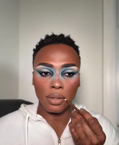 Inspo vs. recreation: something was off with mine but still loved the look💙