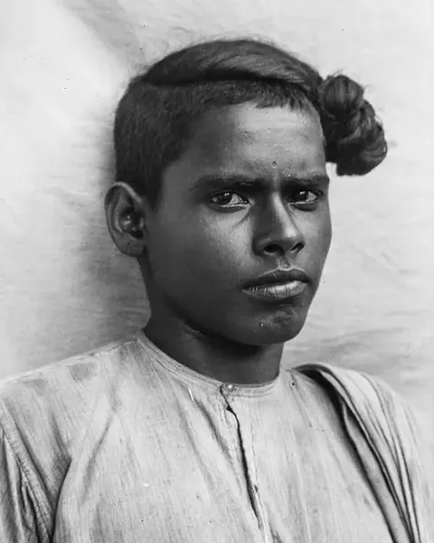 These 1926 portraits of Indians taken by German anthropologist Egon von Eickstedt during his travels which took him through India, Ceylon (modern-day Sri Lanka), and Burma