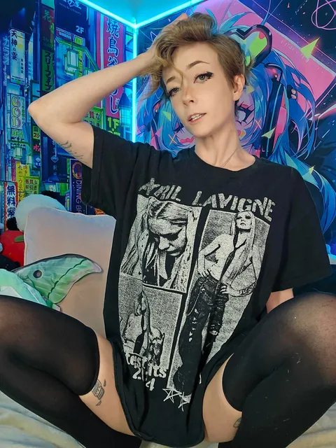 Sk8er Boi reveal