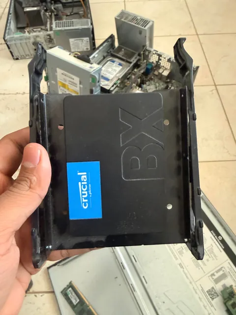 Corporate office shut down gold mine