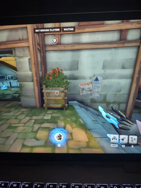 So I searched for and found all uses of this four leaf clover asset on Eichenwald, locations all pictured here.