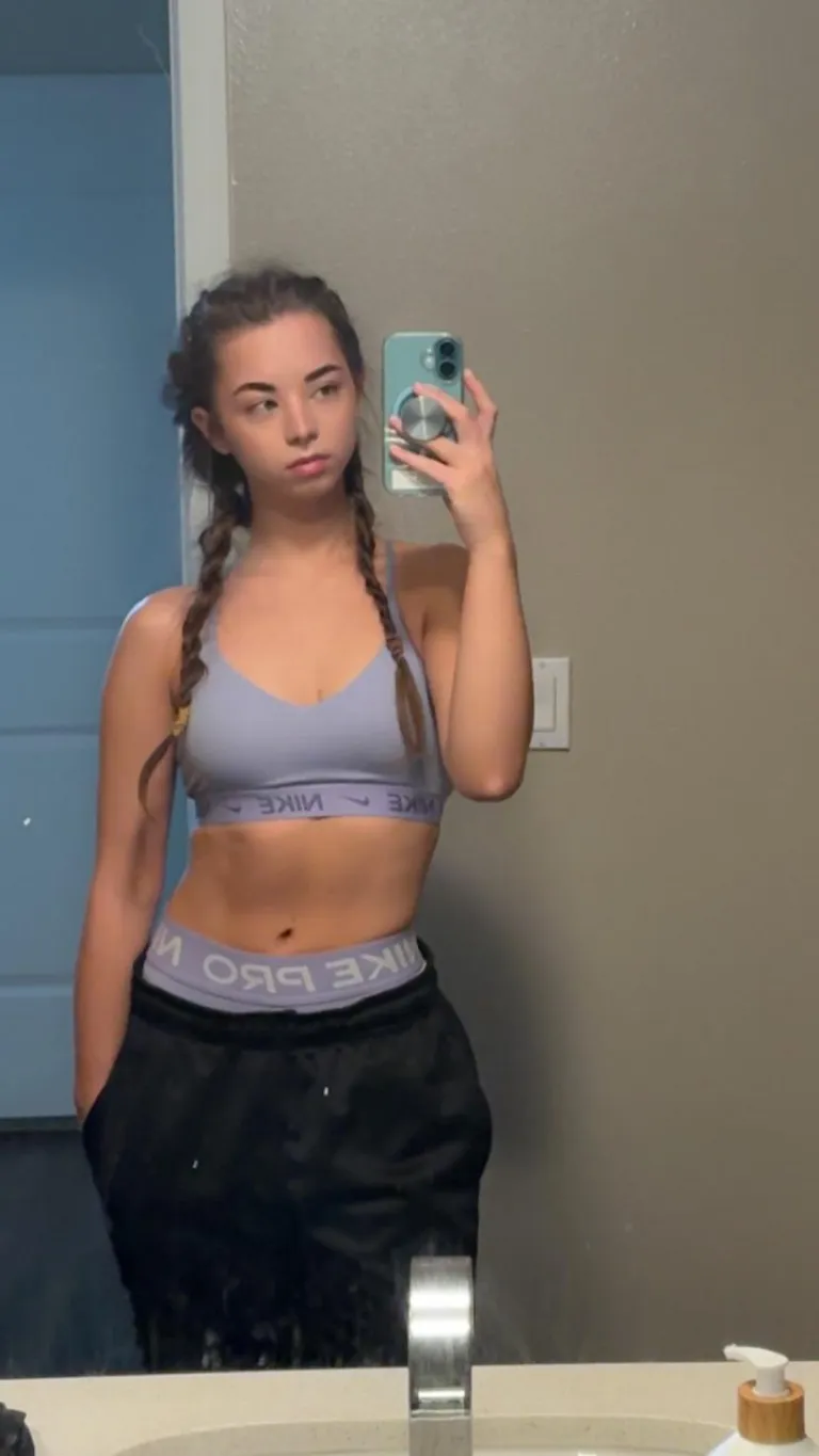 Pre gym fit check 😋 [F]