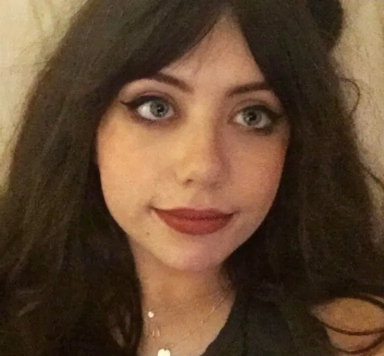 Going-out makeup evolution (23 &gt; 30)