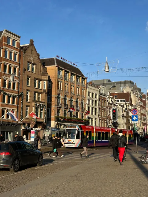 Amsterdam, where every street leads to water