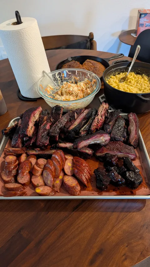 [homemade] Ribs, Burnt Ends, Sausage, Mac, Slaw, Cornbread
