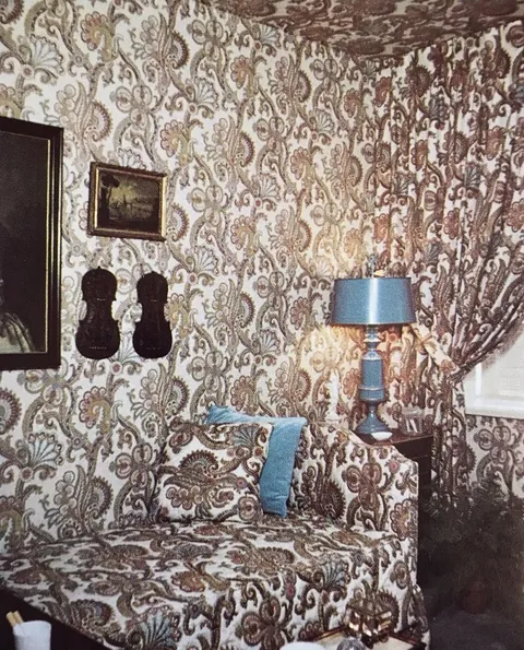 Vintage Wallpaper and Interiors, 1948-1979