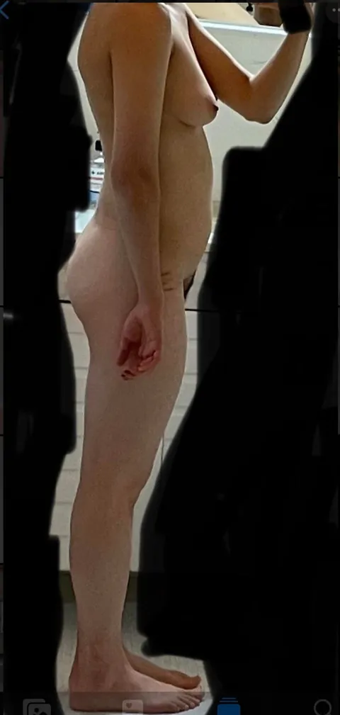 f21, 165cm, 53kg / 5’5, 117lbs