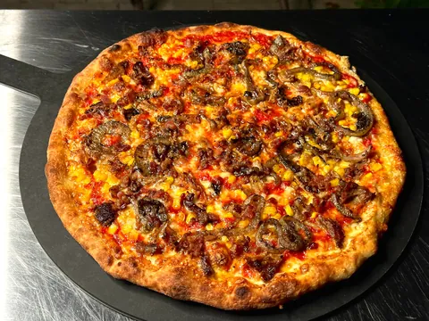 [Homemade] pulled pork pizza