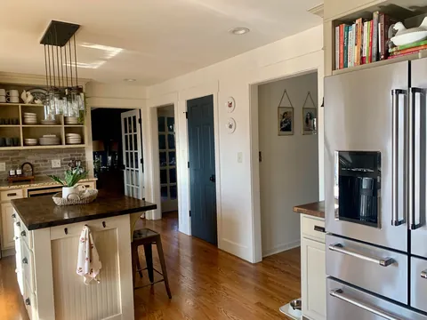 Kitchens can be cozy