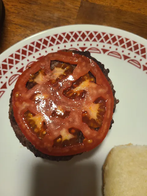 The way this tomato fits on my burger.