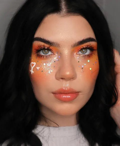 Sailor Moon VENUS ✨ I had so much fun doing this! Ps, new camera so new quality!! Im so excited to take more makeup shots 🤪