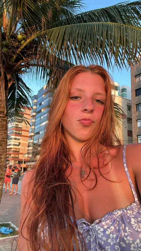 19F roast me (I’m a little nervous but I can handle it :’) )