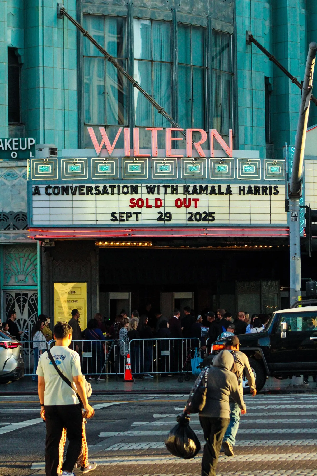 tried to capture the mood outside Kamala Harris’ book tour stop in Los Angeles on Monday [OC]