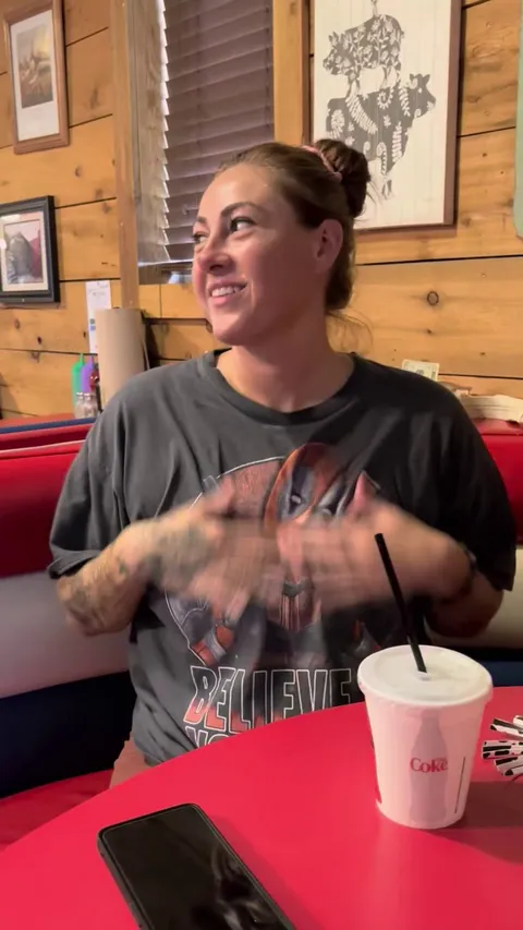 A quick reveal while waiting for our order!