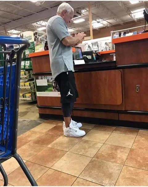 Somebody’s granpappy is flexing at the market.