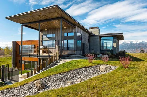 Modern House (Jackson Hole, Wyoming, US).