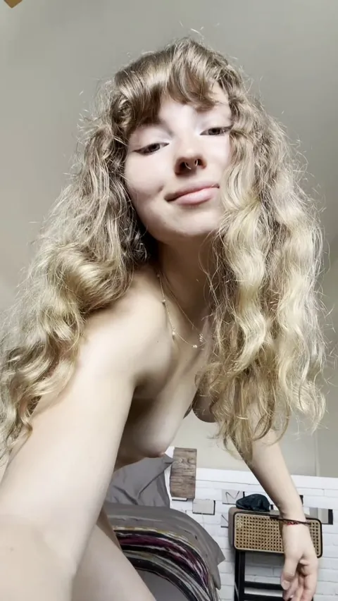 Show this ass some love <3