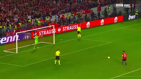 Emiliano Martínez dancing in front of the Lille Fans, as he saved the last penalty.