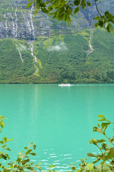 8 summer days in the Norwegian fjords 🌸🌿⛰️