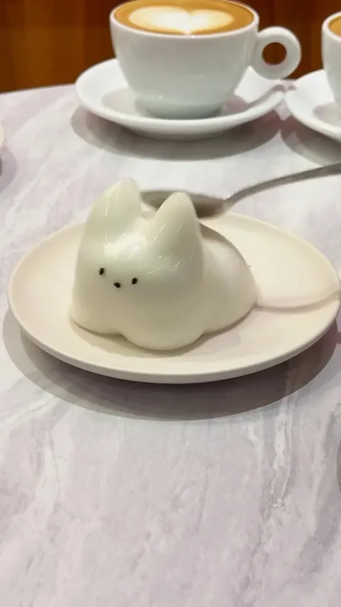 A jelly pet is funnier than I thought