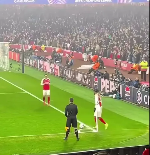 Madueke attempt on goal vs Kairat