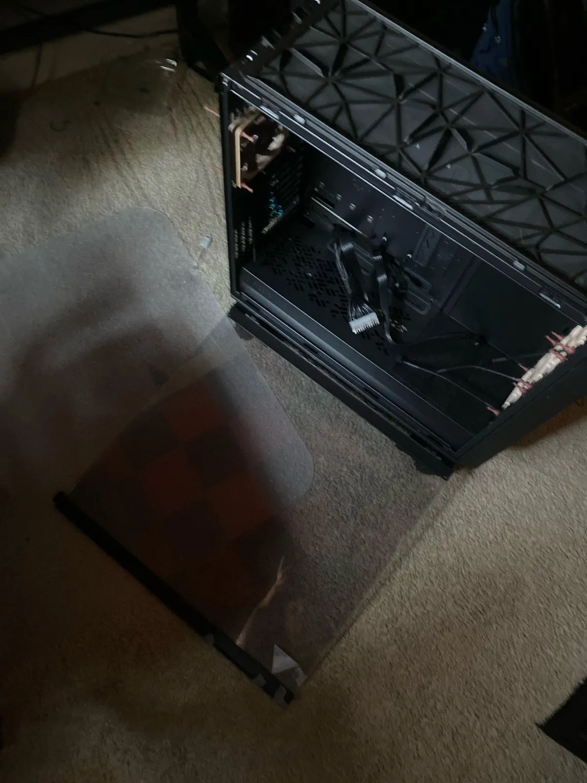 My completely intact glass side panel