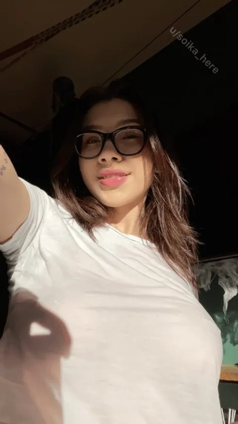 i never wear bra underneath my gym clothes so you always can see my pierced nipples